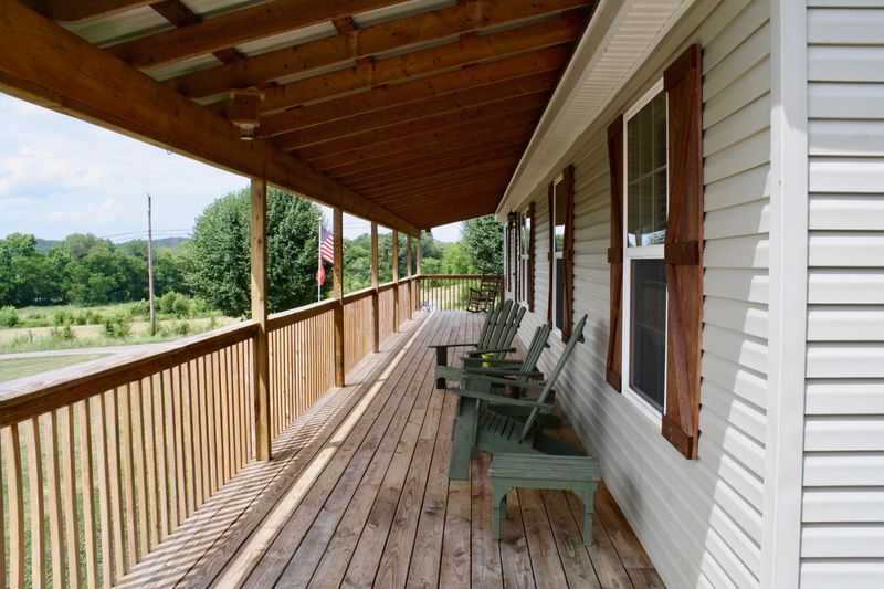 130 Lakescene Rd, Kingston, TN 37763