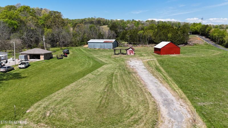 130 Mans Hollow Rd, Kingston, TN 37763