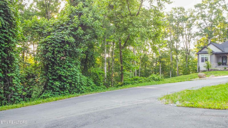 130 Nuhya Way, Loudon, TN 37774