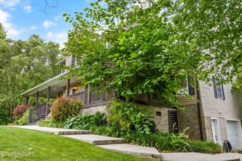 130 Old Walls Hollow Rd, Harriman, TN 37748