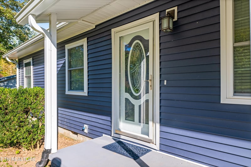 130 Pike Ln, Caryville, TN 37714
