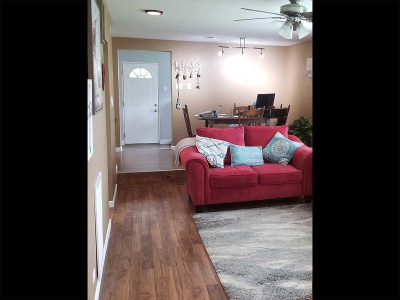 130 S Purdue Ave, Oak Ridge, TN 37830
