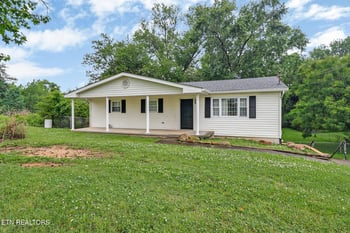 130 Shubert St, Kingston, TN 37763