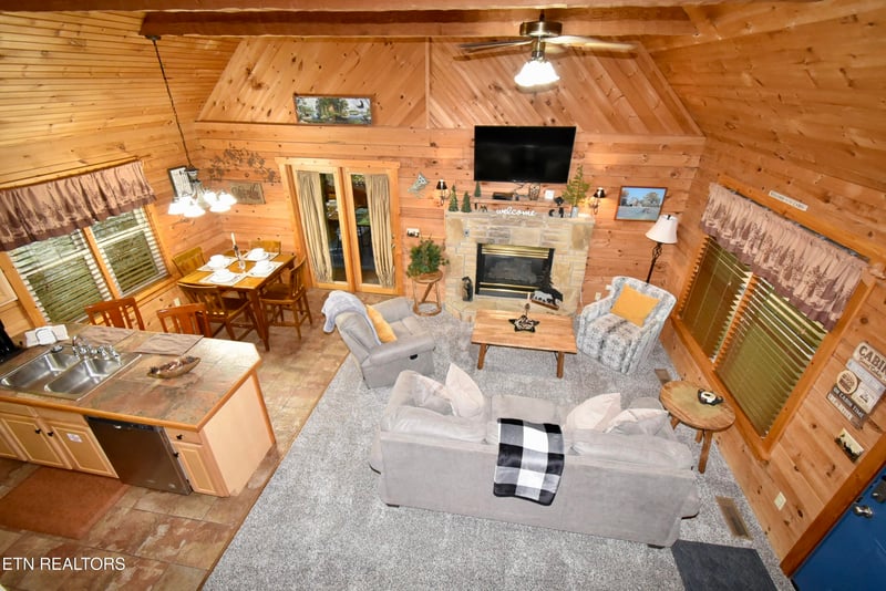 130 Smoky Mountain Way, Sevierville, TN 37876