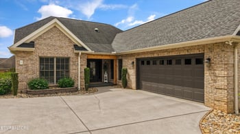 130 Timber Cir, Lenoir City, TN 37772