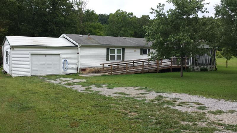 130 Wolf Creek Rd, Kingston, TN 37763