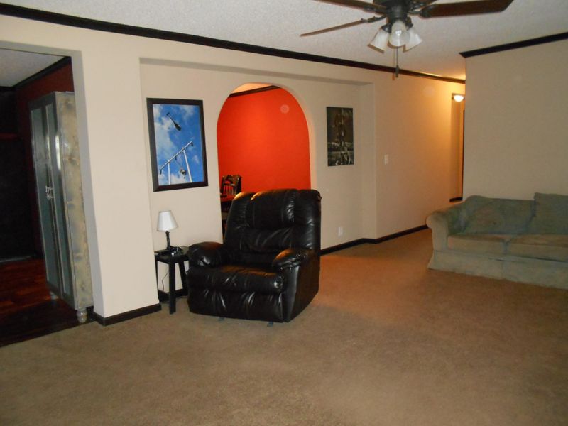 1300 Moss Rd, Philadelphia, TN 37846