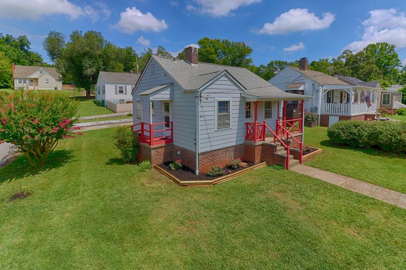 1301 Brookside Ave, Maryville, TN 37804