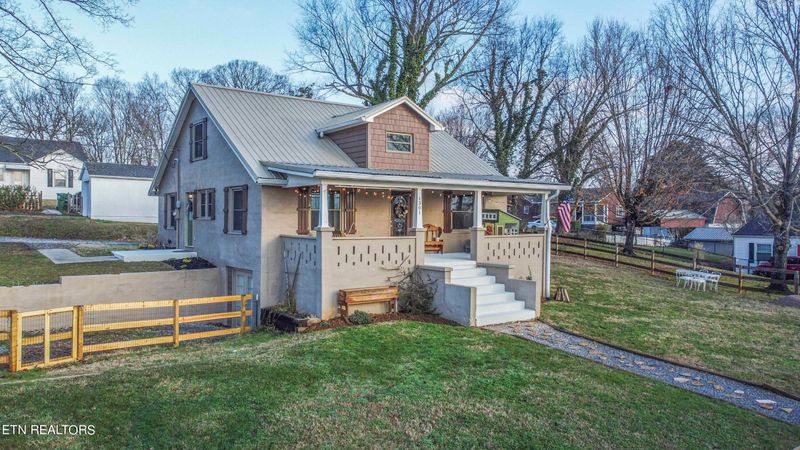 1301 Everett Ave, Maryville, TN 37804