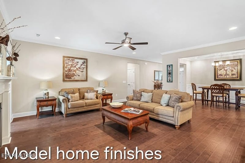 1301 Kenzi Rose Ln, Knoxville, TN 37918