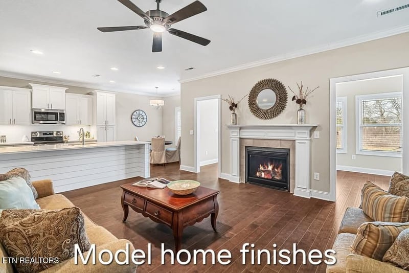 1301 Kenzi Rose Ln, Knoxville, TN 37918