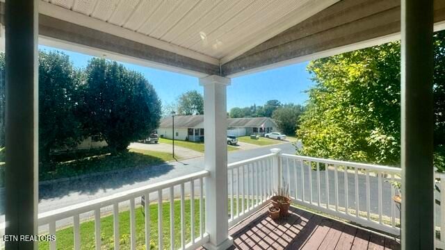 1302 Hialeah Way, Sevierville, TN 37876