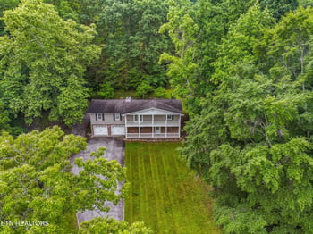 1302 Irwin Dr, Powell, TN 37849