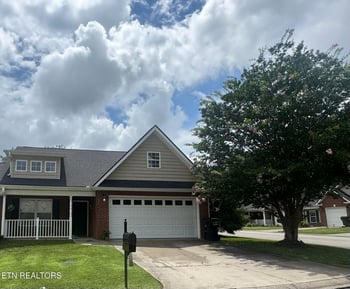 1303 Hazelgreen Way #53, Knoxville, TN 37912