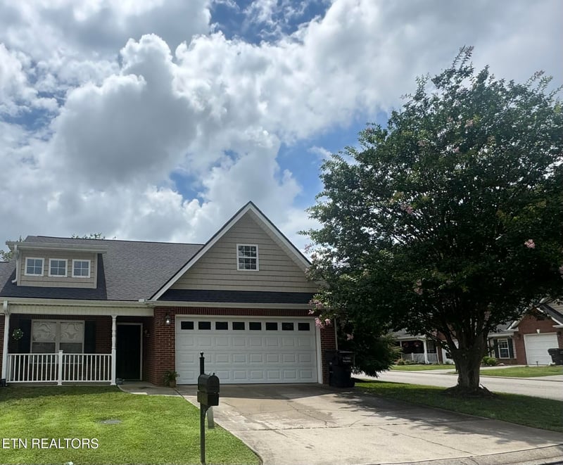 1303 Hazelgreen Way #53, Knoxville, TN 37912
