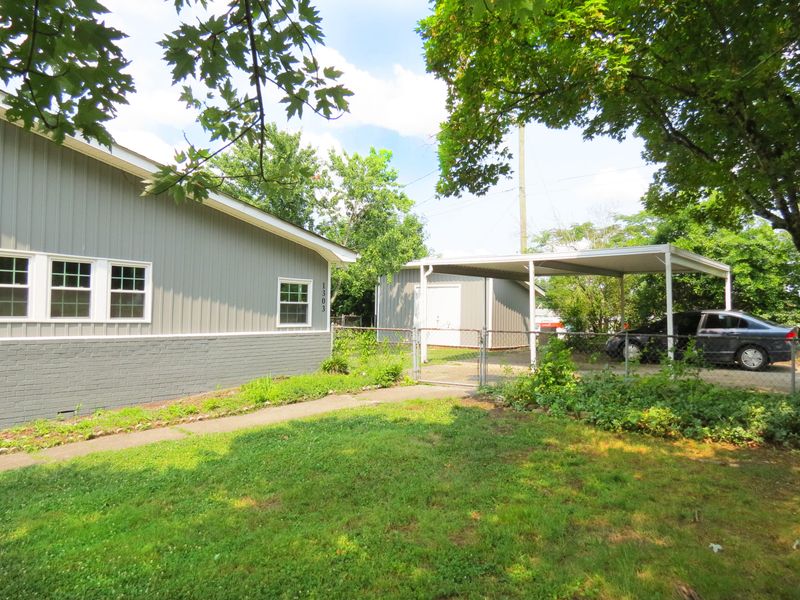 1303 Locust St, Alcoa, TN 37701