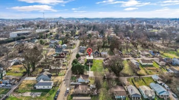 1303 W Baxter Ave, Knoxville, TN 37921