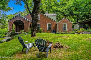 1303 W Madison Ave, Athens, TN 37303