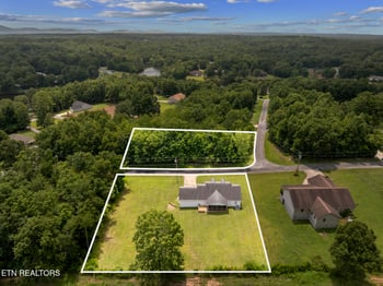 1303 War Eagle Dr, Crossville, TN 38572