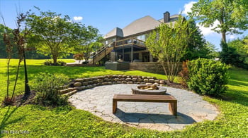 1304 Collier Ridge Ln, Powell, TN 37849