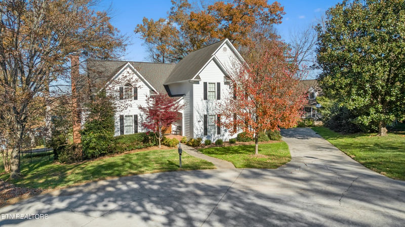 1304 Edinburgh Pl, Knoxville, TN 37919