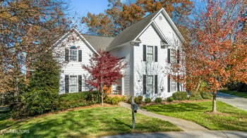1304 Edinburgh Pl, Knoxville, TN 37919