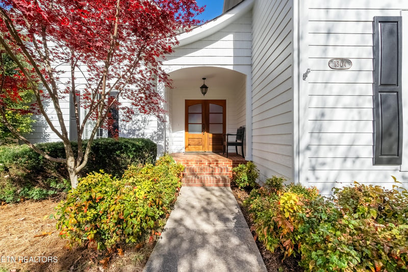 1304 Edinburgh Pl, Knoxville, TN 37919