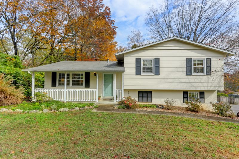 1304 Willmann Ln, Knoxville, TN 37919