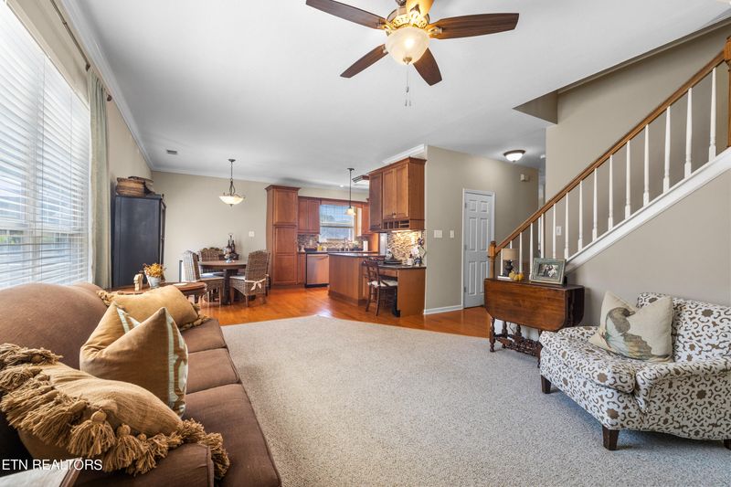 1304 Willowood Rd, Knoxville, TN 37922