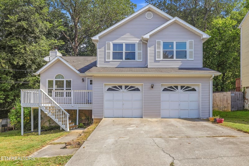 1304 Woodridge Dr, Knoxville, TN 37919