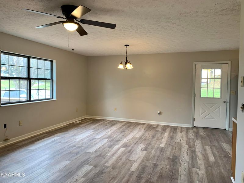 1305 Green Ct, Sevierville, TN 37876