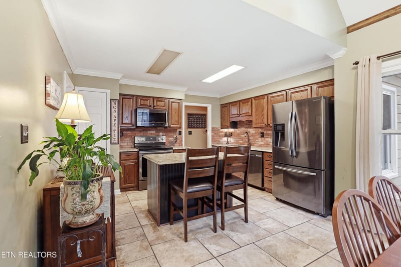 1305 Mark Joseph Ln, Knoxville, TN 37931
