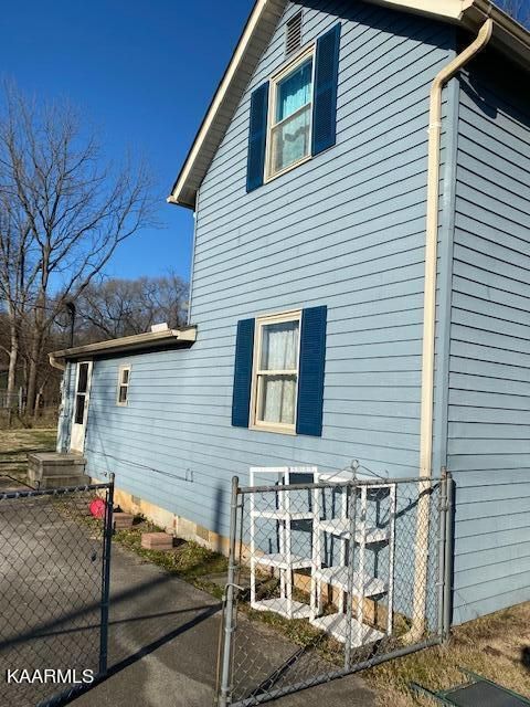 1306 Mcadams Ave, Maryville, TN 37804