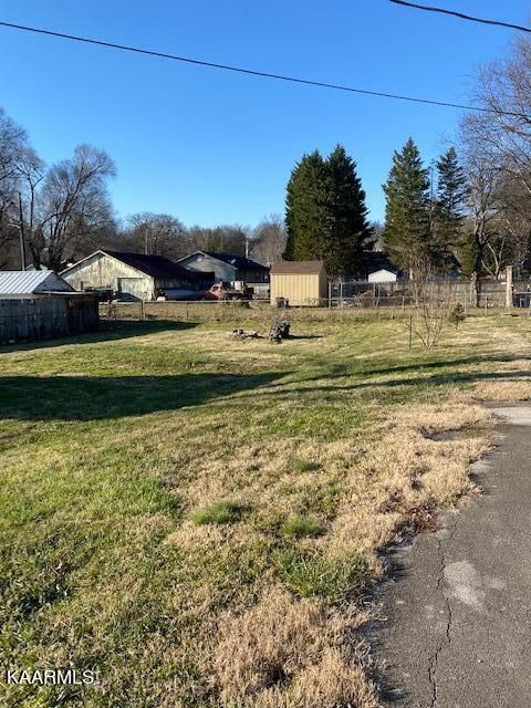 1306 Mcadams Ave, Maryville, TN 37804