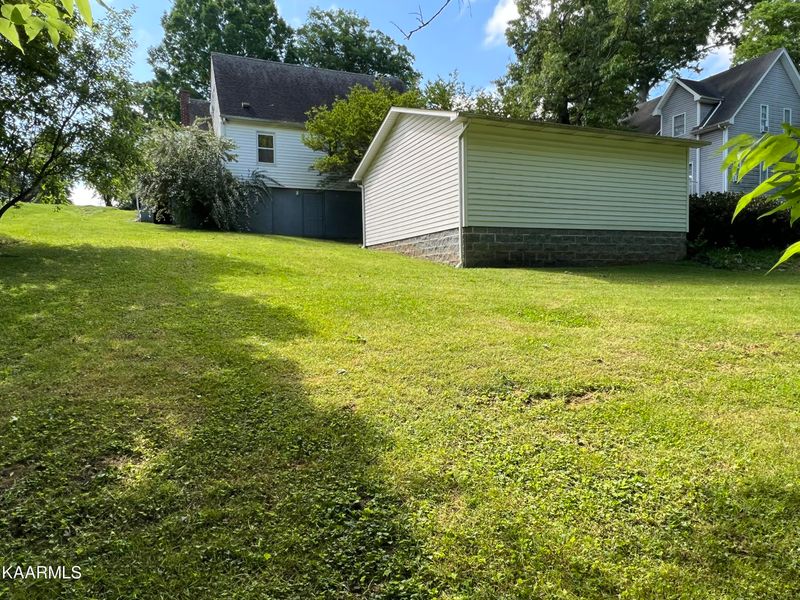 1307 Forest Ave, Maryville, TN 37804