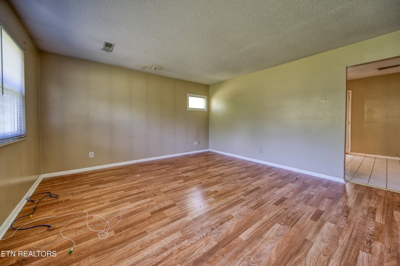 1308 Knollwood Cir, Knoxville, TN 37919