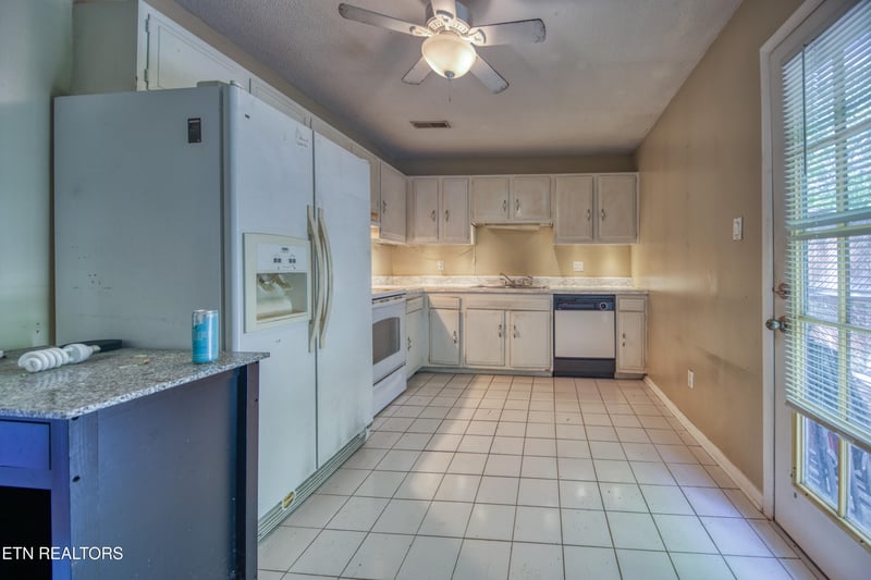 1308 Knollwood Cir, Knoxville, TN 37919