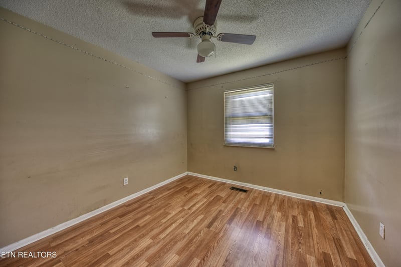 1308 Knollwood Cir, Knoxville, TN 37919