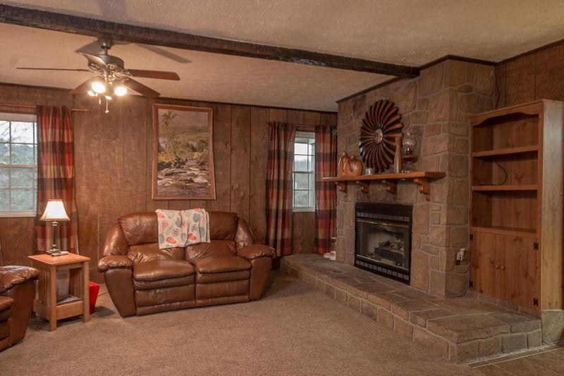 1308 N Liberty Hill Rd, Morristown, TN 37813