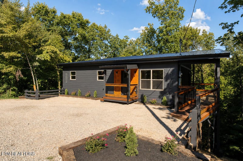 1308 N Oak Ct, Sevierville, TN 37876