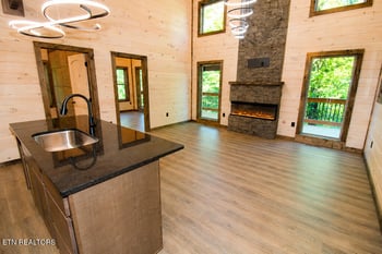 1308 N Oak Ct, Sevierville, TN 37876