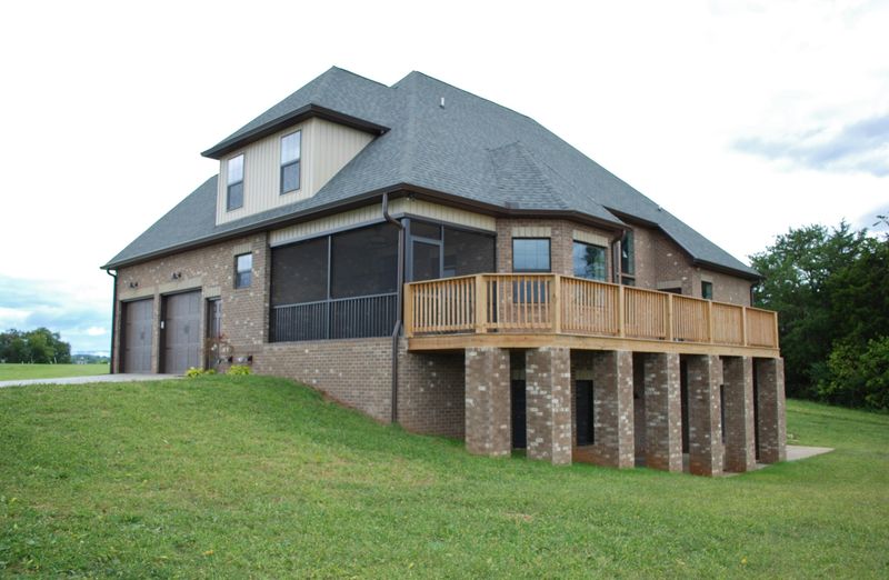 1308 Rippling Waters, Sevierville, TN 37876