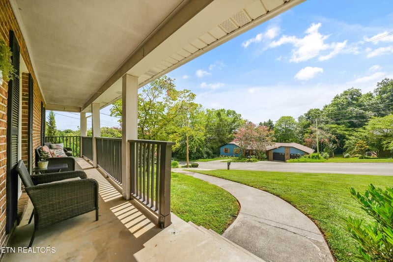 1308 Viking Dr, Knoxville, TN 37932