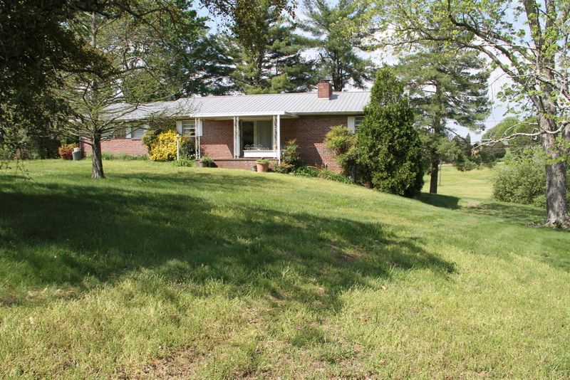 13089 Vonore Rd, Loudon, TN 37774