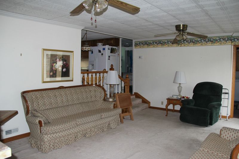 1309 Blockhouse Valley Rd, Clinton, TN 37716