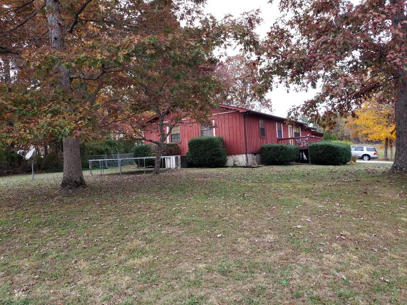 1309 War Eagle Dr, Crossville, TN 38572