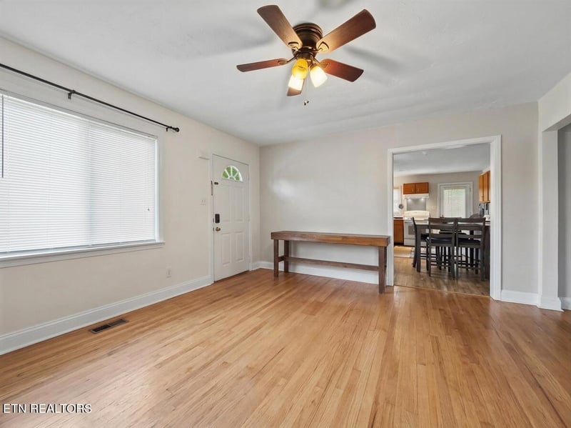 1309 Willmann Ln, Knoxville, TN 37919