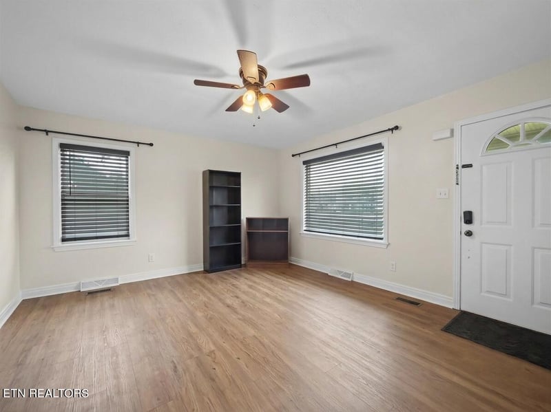 1309 Willmann Ln, Knoxville, TN 37919