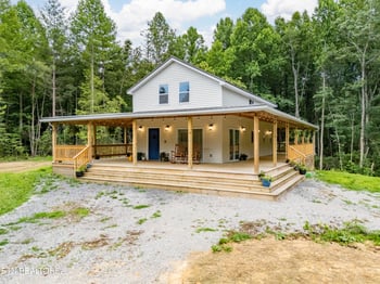 131 Bart Woolum Rd, Lancing, TN 37770