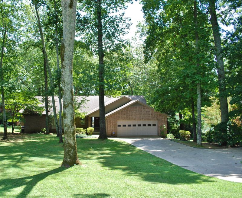 131 Cheeskogili Way, Loudon, TN 37774